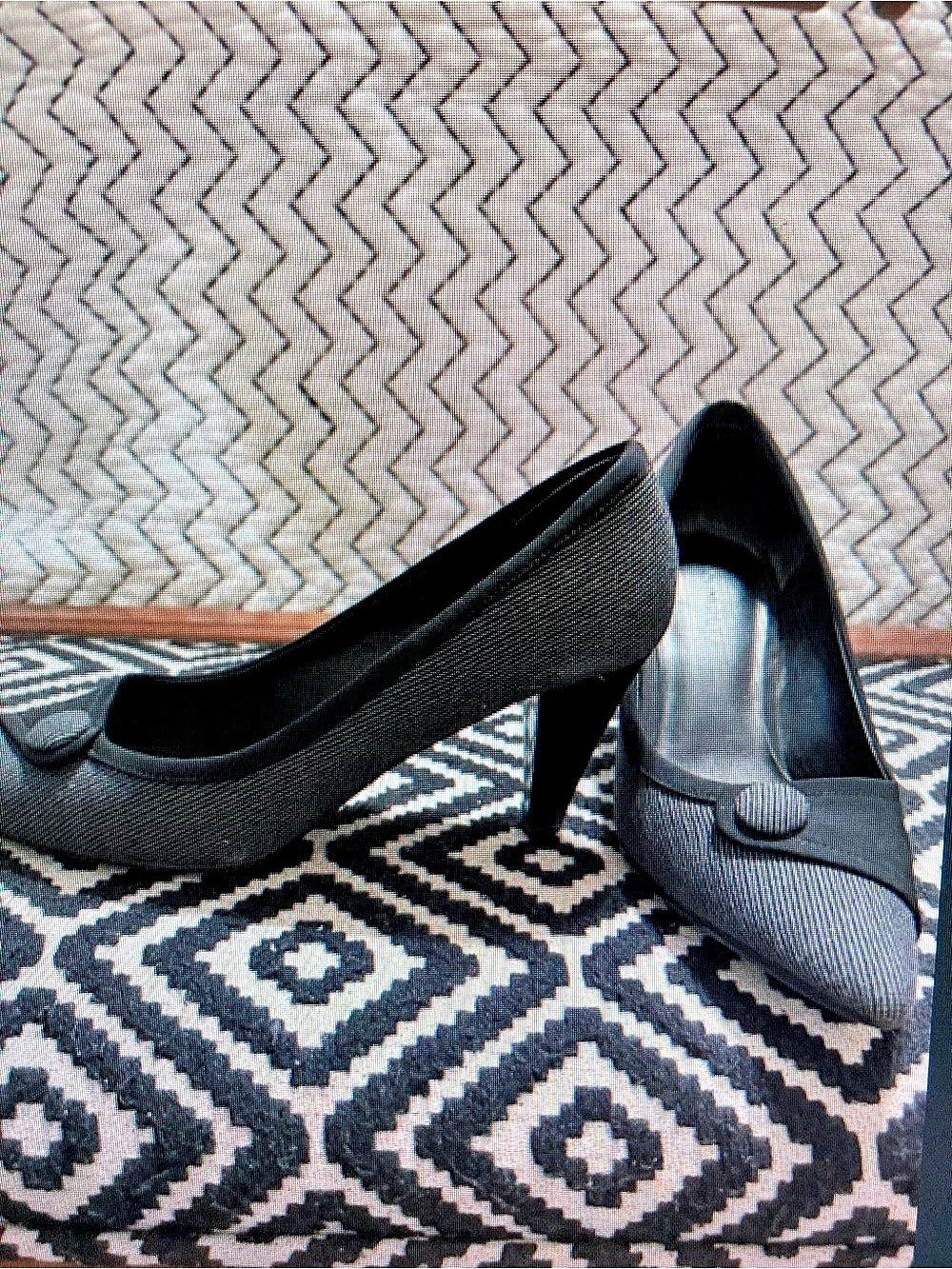 Black Pointed Toe Heels